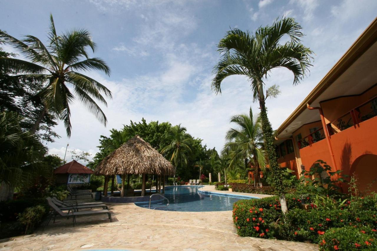 Hôtel Getaways At Pueblo Real à Quepos Extérieur photo